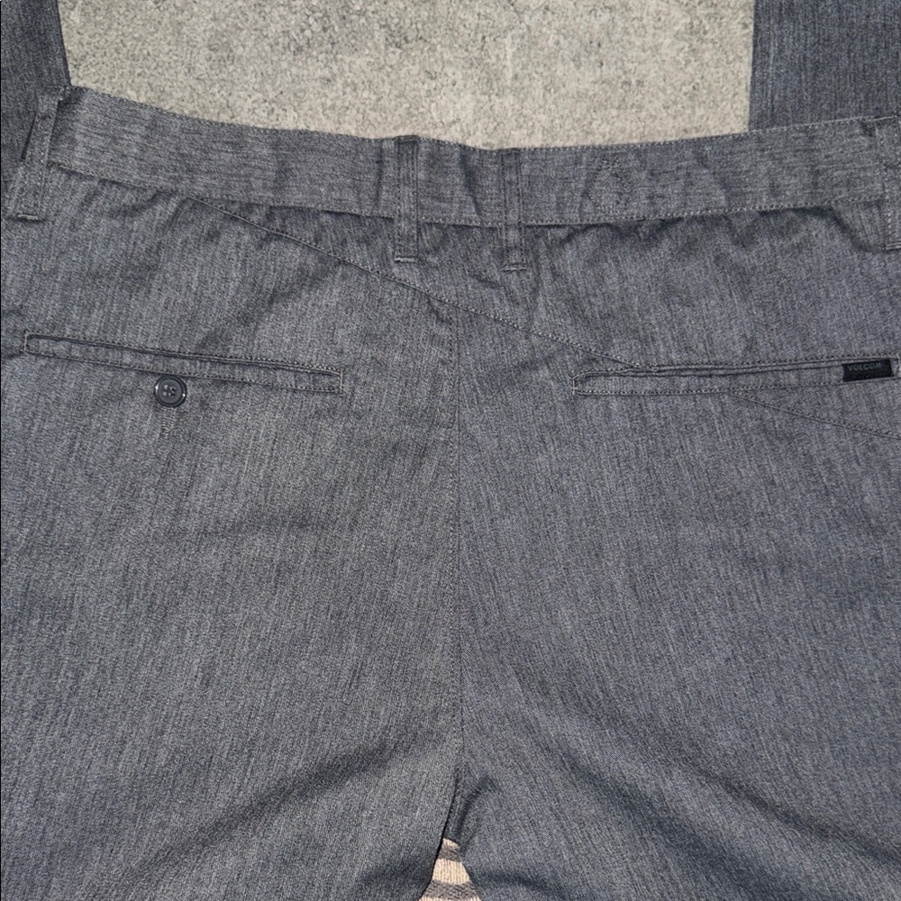 Volcom Men's chinos - Picture 3 of 7
